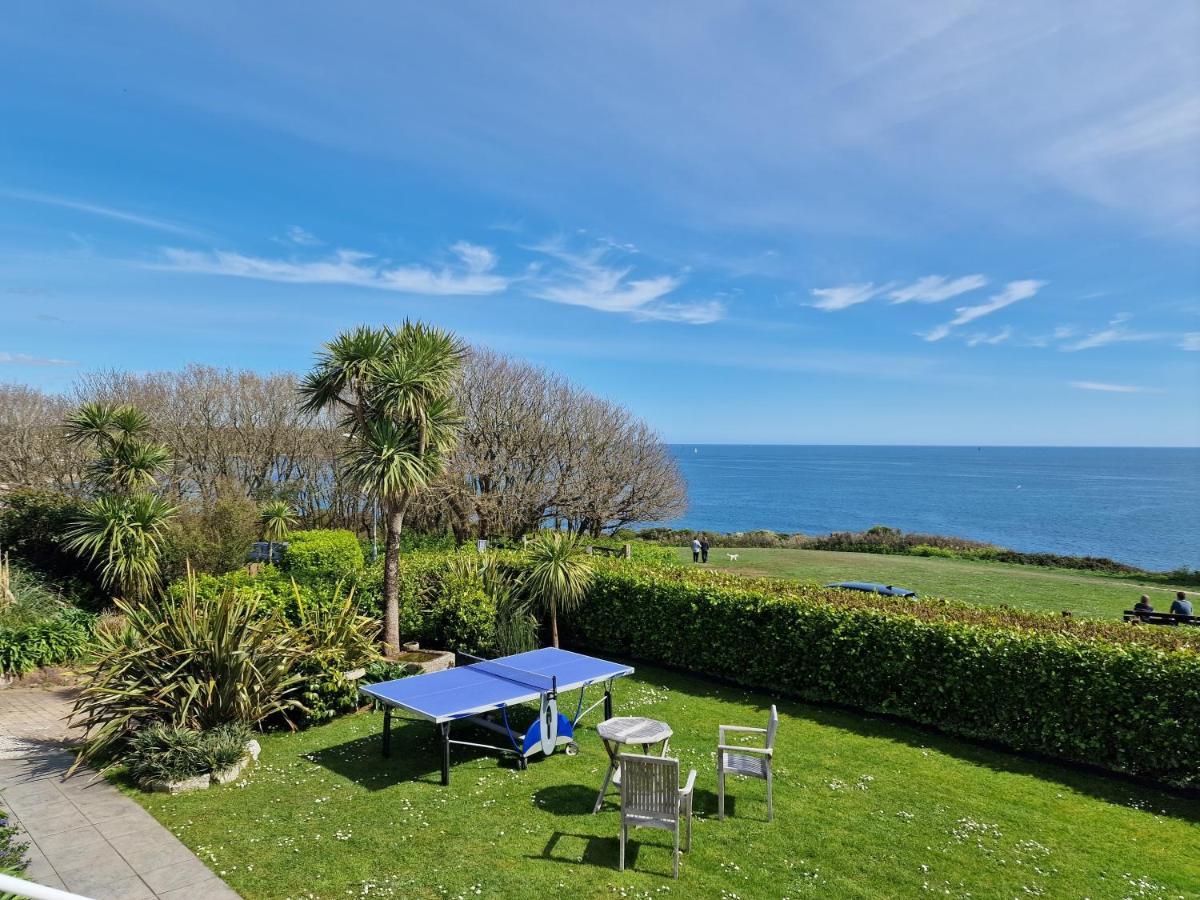 Blue Hills Luxury Apartment, Bay Front With Parking Falmouth Bagian luar foto