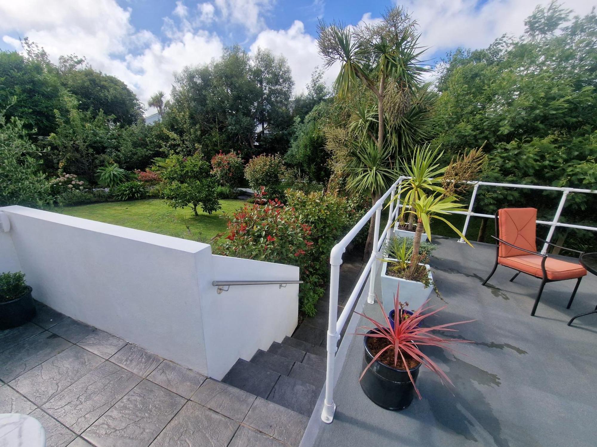 Blue Hills Luxury Apartment, Bay Front With Parking Falmouth Bagian luar foto